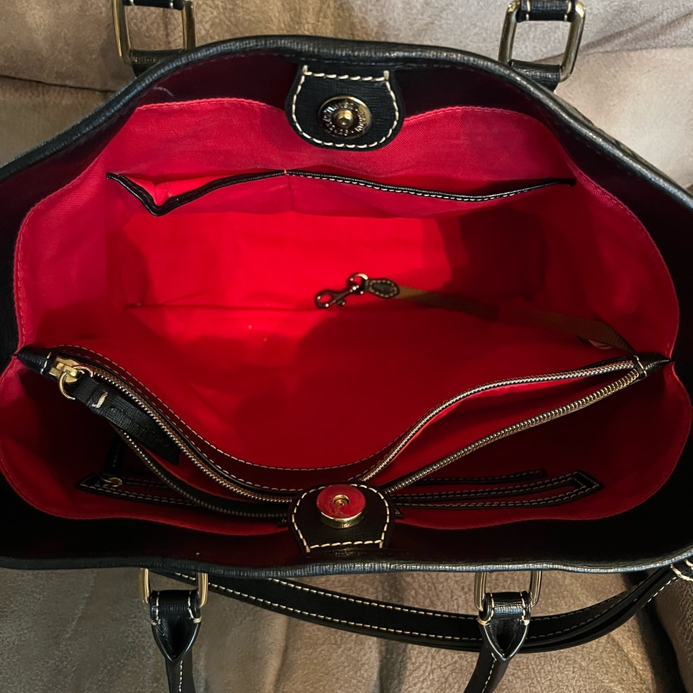 Dooney & Bourke Purse - Picture 3 of 8